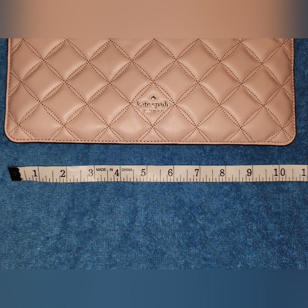 Beautiful Kate Spade Pouch - Picture 6 of 7